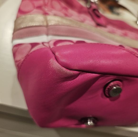 Coach Pink Gallery Patchwork Tote - Picture 12 of 12